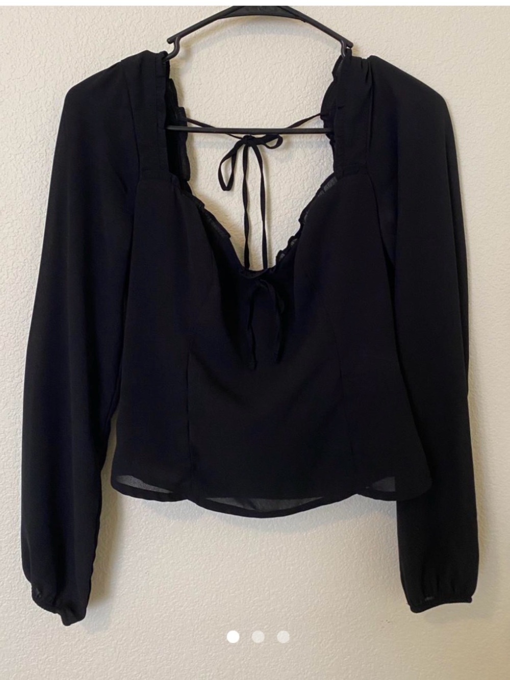 Abercrombie Women's Black Long-Sleeve Tie-Front Blouse